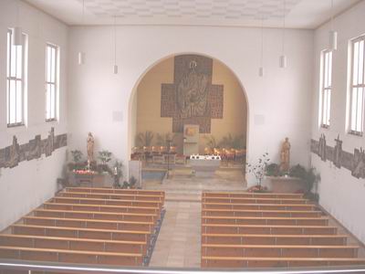 Bild "Kirche:innenraum.jpg"